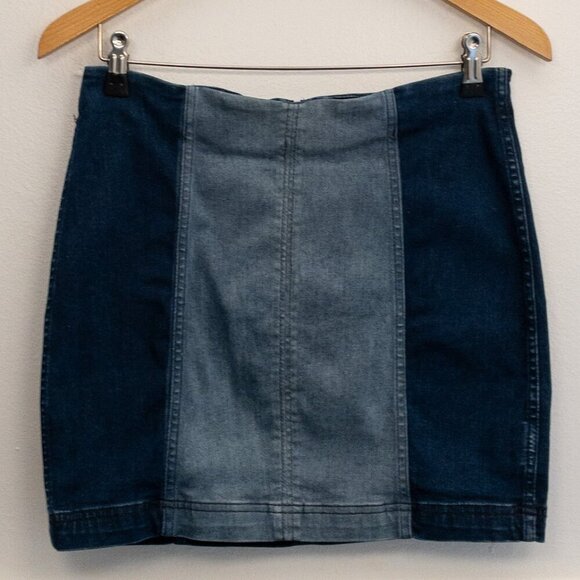Free People Colorblock Denim Mini Skirt Size 12 Zip Back Stretch Cotton - Picture 1 of 4